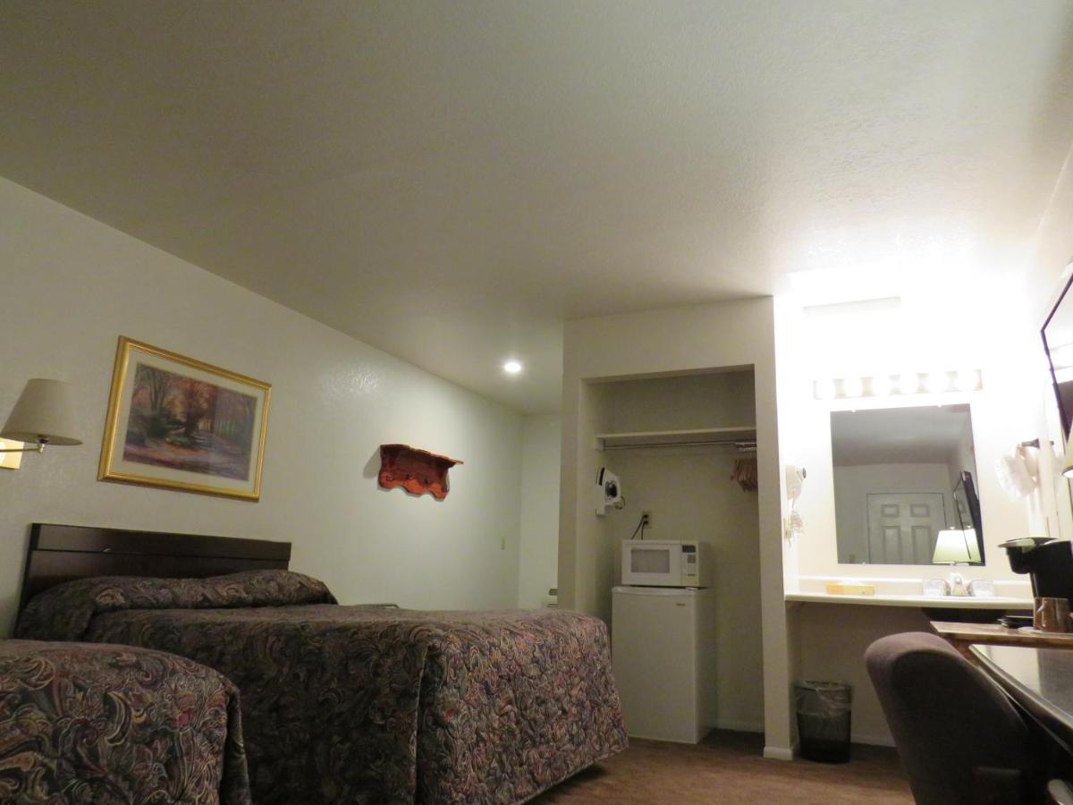 Rim Rock Motel Alturas Dış mekan fotoğraf