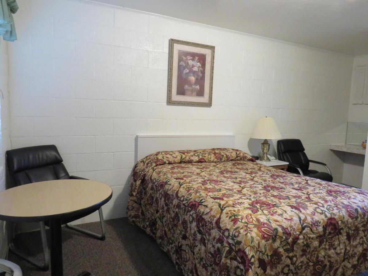 Rim Rock Motel Alturas Dış mekan fotoğraf
